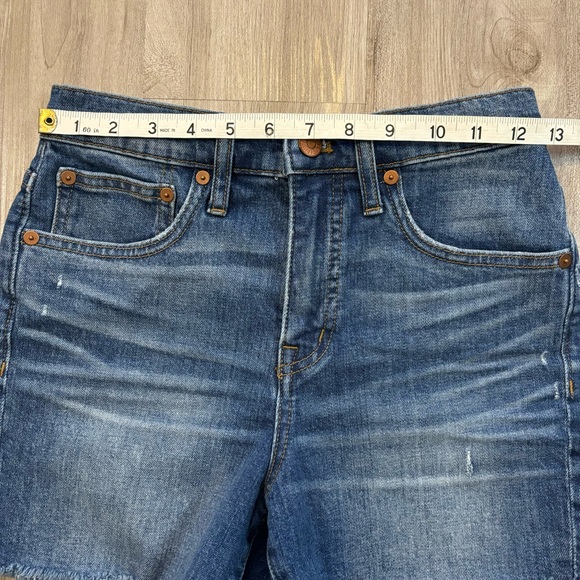 Madewell High Rise Denim Cutoff Shorts Raw Hem Distressed Wash Summer Size 24 - Picture 2 of 9